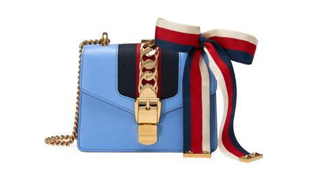 una bag di gucci amici